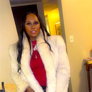 Meet your Posher, Draya